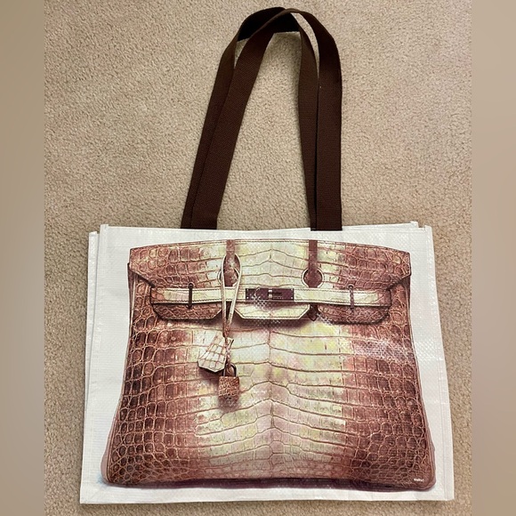 Croc "Print" Reusable Shopping Tote in Himalayan - Picture 3 of 12